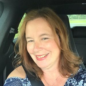 Meet your Posher, Eileen